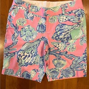Women’s size 10 Lilly Pulitzer shorts